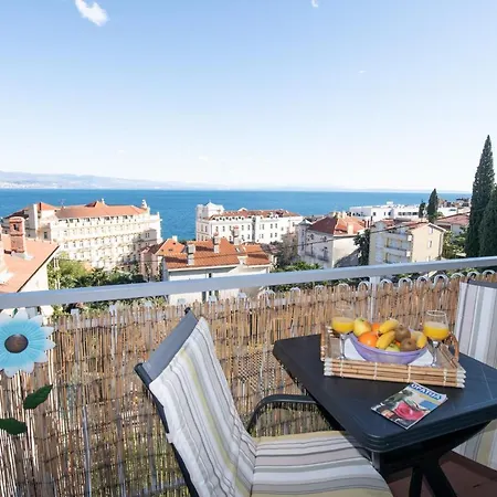 Daire Panoramico Opatija